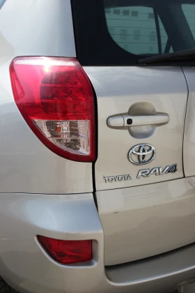Toyota Rav4 2.2 D4D 136 | Mobile.bg    11