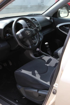Toyota Rav4 2.2 D4D 136 | Mobile.bg    13