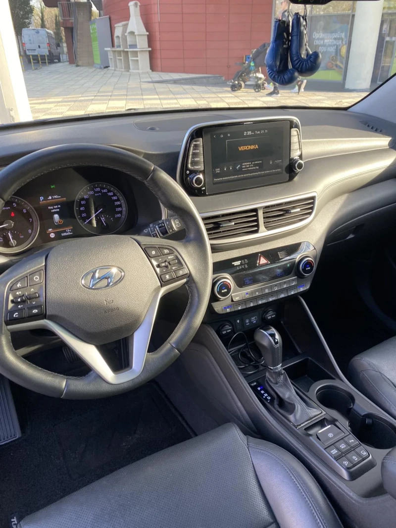 Hyundai Tucson, снимка 2 - Автомобили и джипове - 48058763