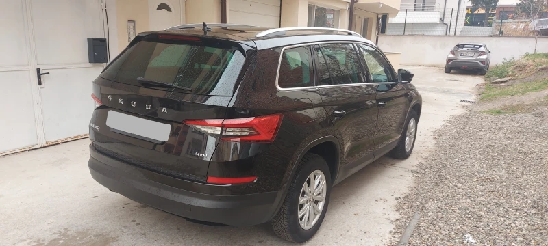 Skoda Kodiaq, снимка 11 - Автомобили и джипове - 48225872