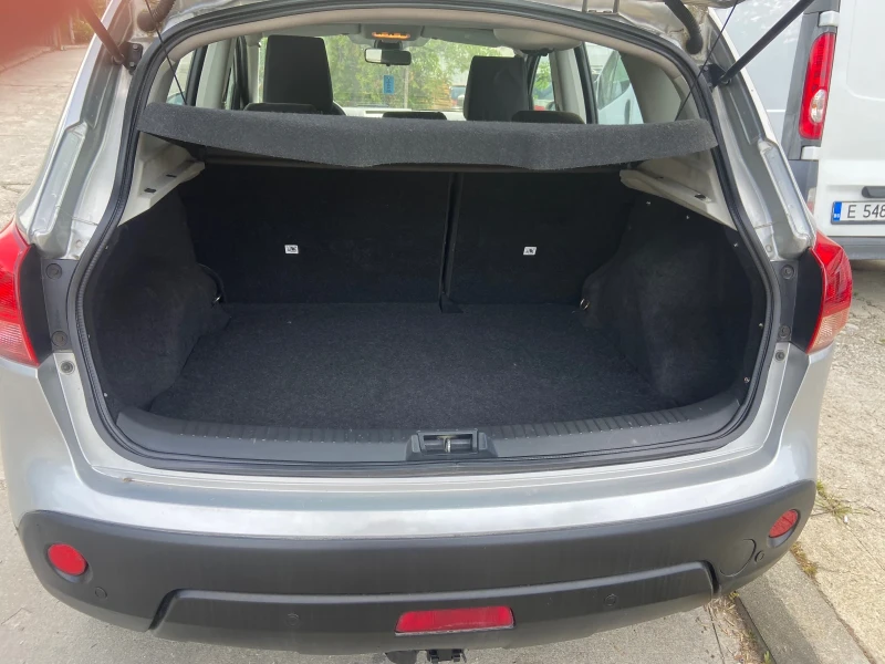 Nissan Qashqai 2000dci, снимка 12 - Автомобили и джипове - 52386335