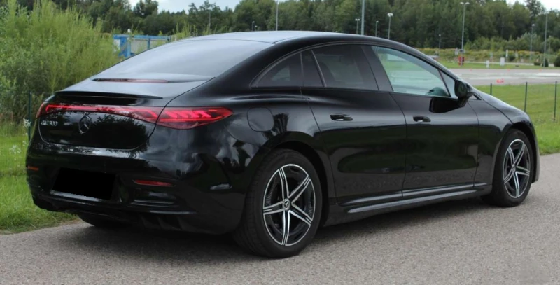 Mercedes-Benz EQE 300 AMG Line, снимка 6 - Автомобили и джипове - 52693517