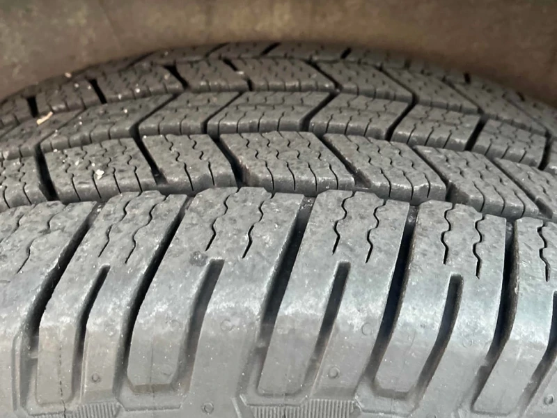 Jeep Grand cherokee 2019 High Altitude * CARFAX * БЕЗ ПЪРВОНАЧАЛНА, снимка 16 - Автомобили и джипове - 52793199