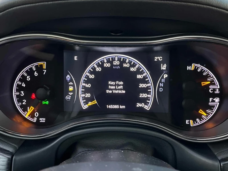 Jeep Grand cherokee 2019 High Altitude * CARFAX * БЕЗ ПЪРВОНАЧАЛНА, снимка 8 - Автомобили и джипове - 52793199