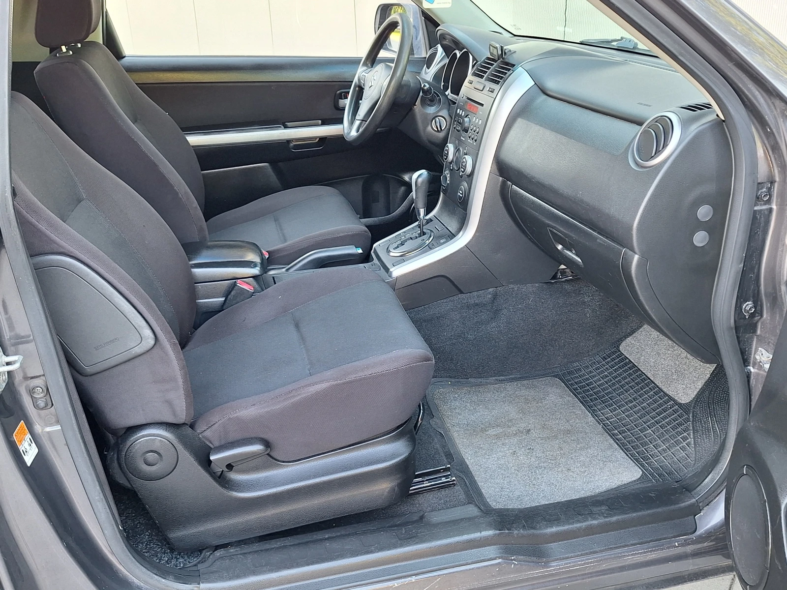 Suzuki Grand vitara 2.4i LPG Lovato | Mobile.bg   15