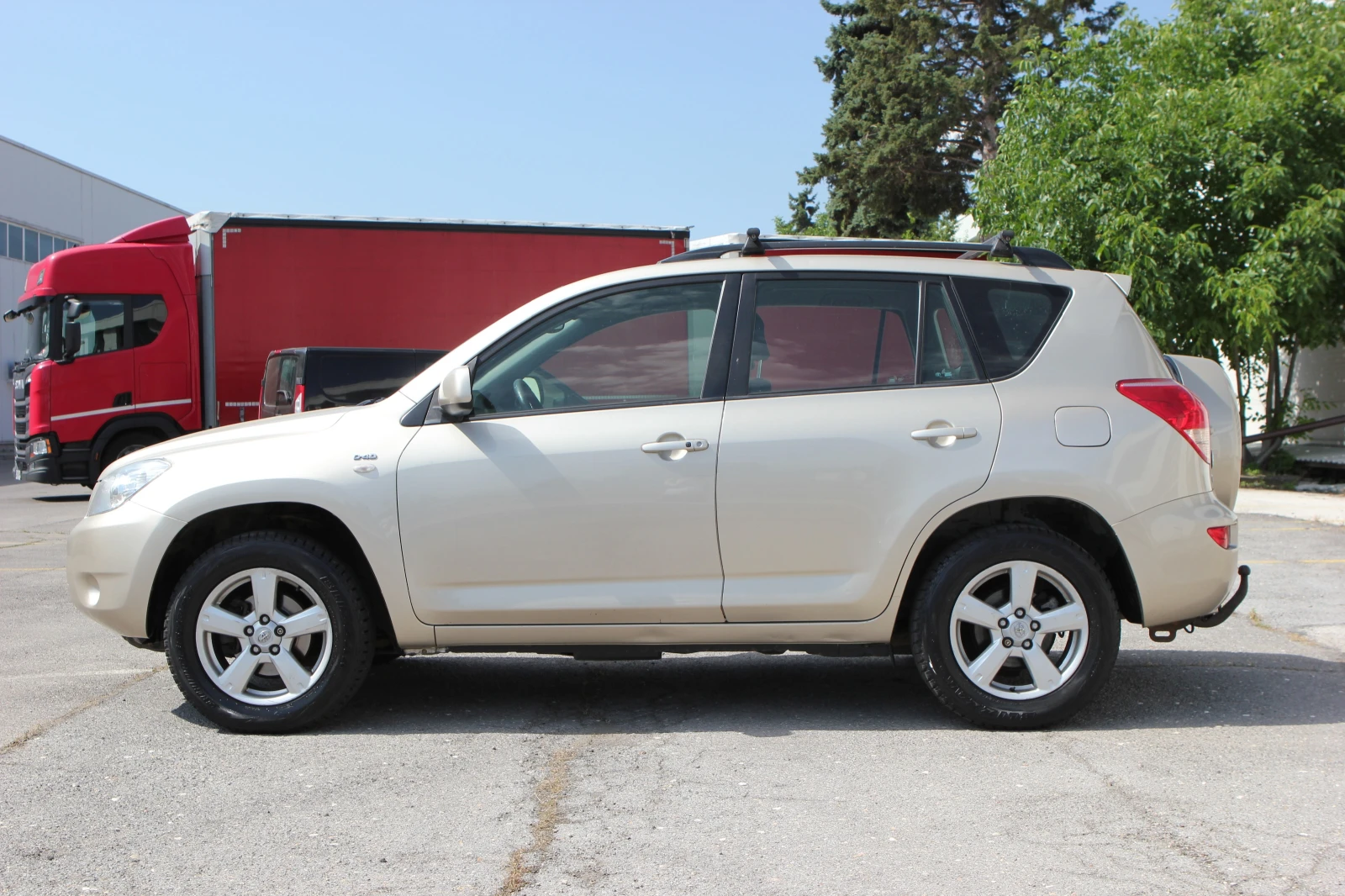 Toyota Rav4 2.2 D4D 136 - изображение 7