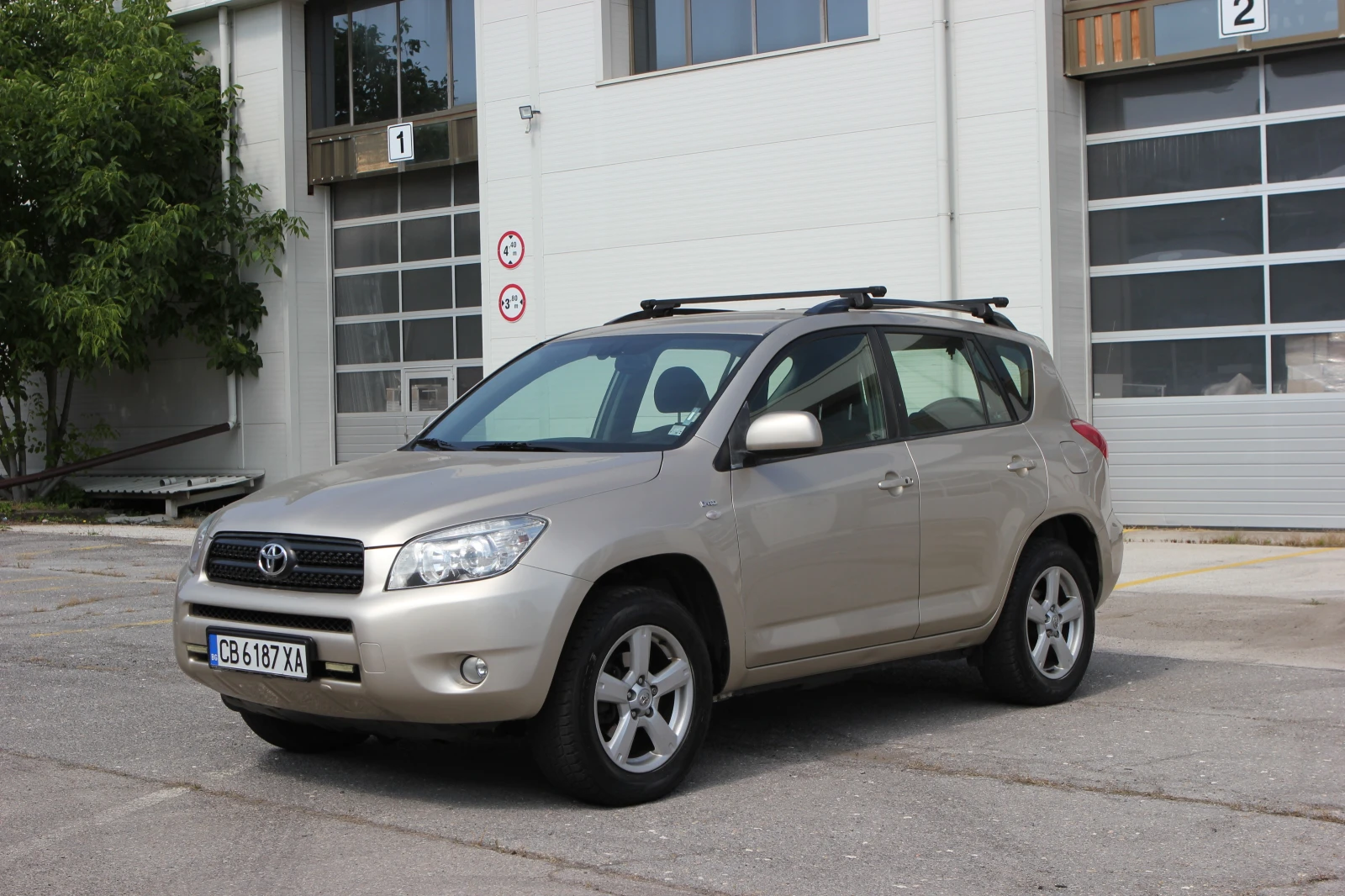 Toyota Rav4 2.2 D4D 136 - изображение 8