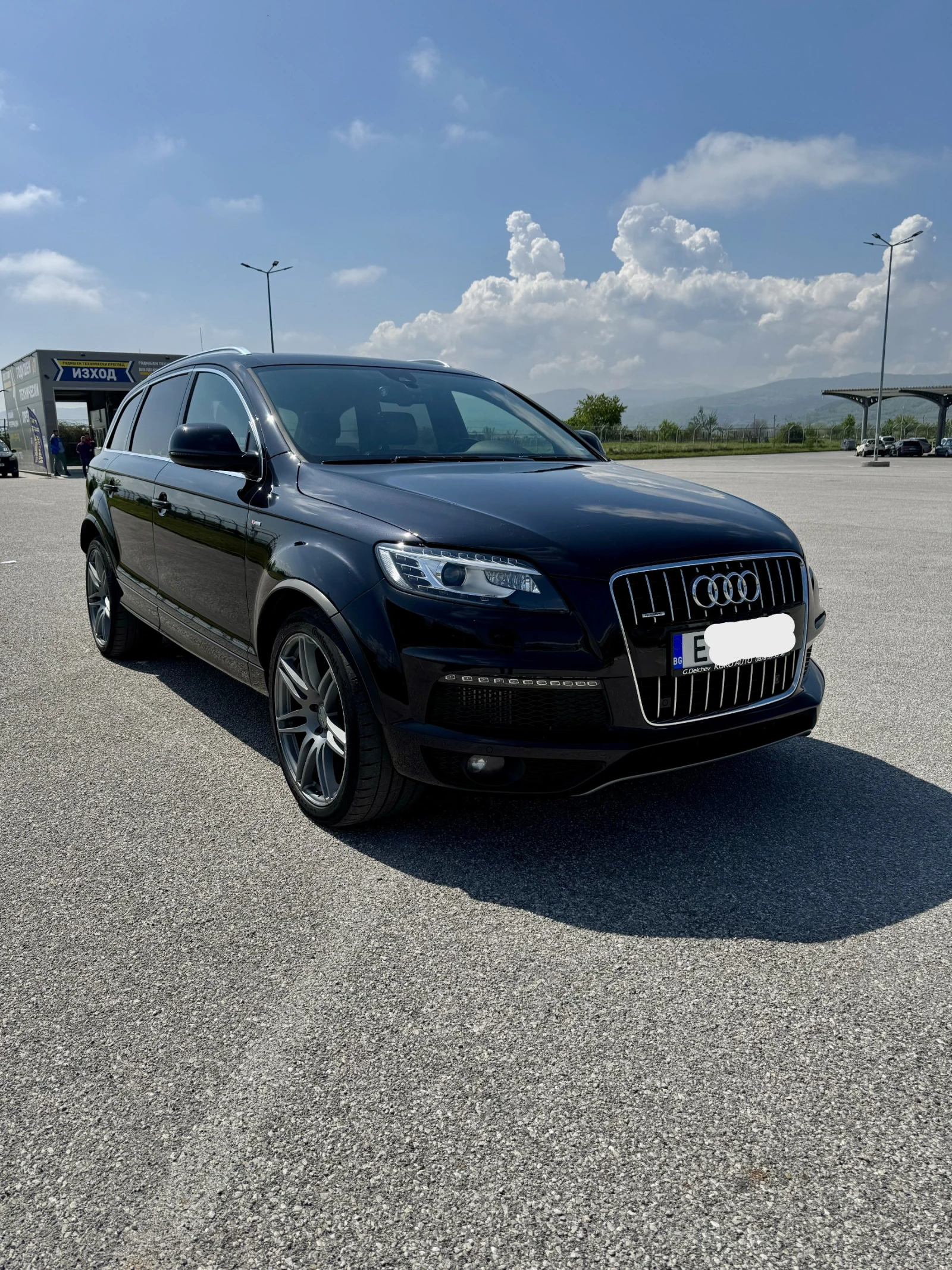 Audi Q7 S-Line * 3.0TDI * 8HP * BOSE * PANORAMA  - изображение 2