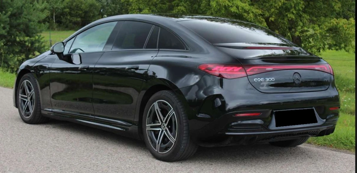 Mercedes-Benz EQE 300 AMG Line - изображение 4