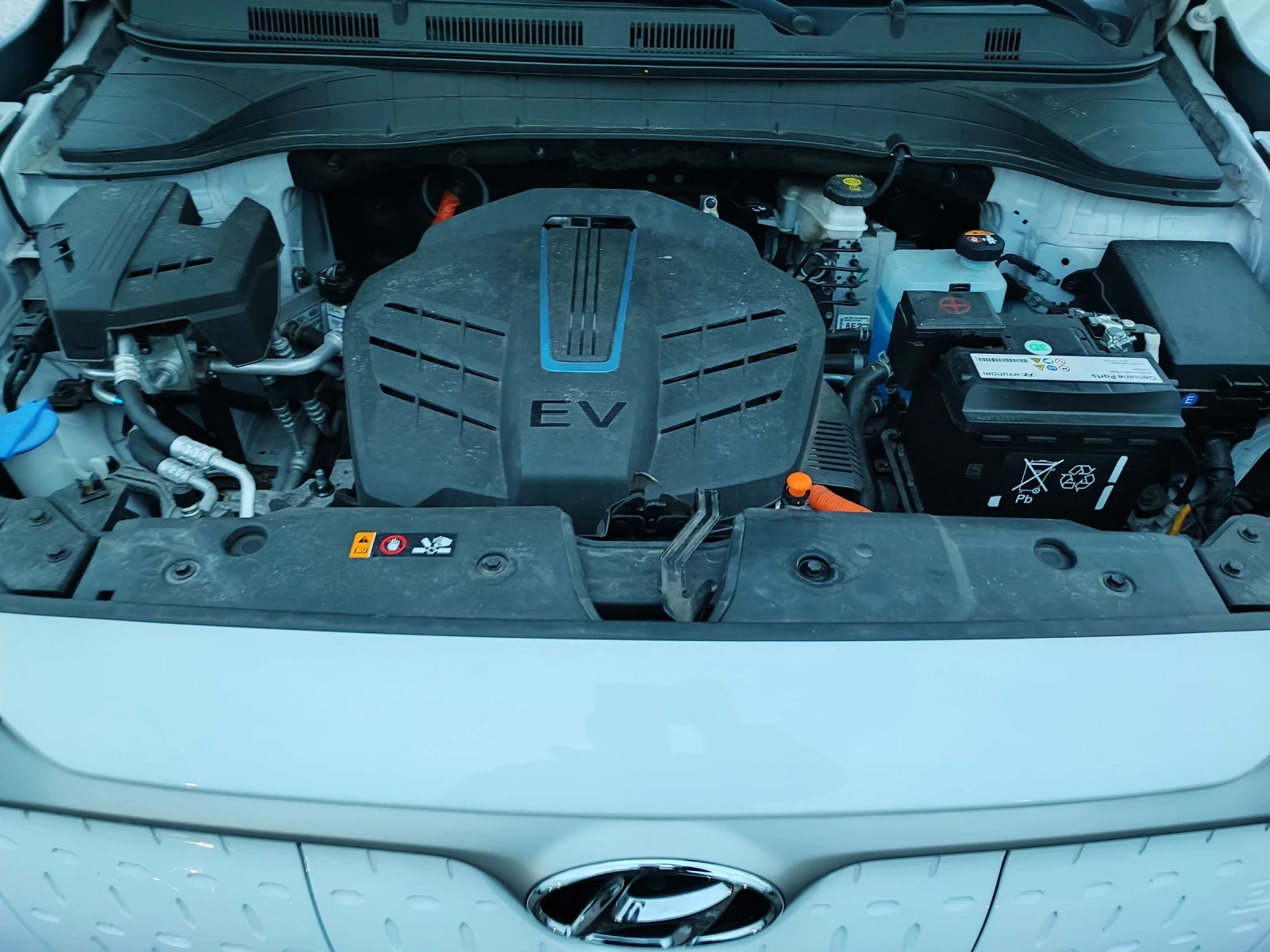 Hyundai Kona 64KW. Premium - изображение 10