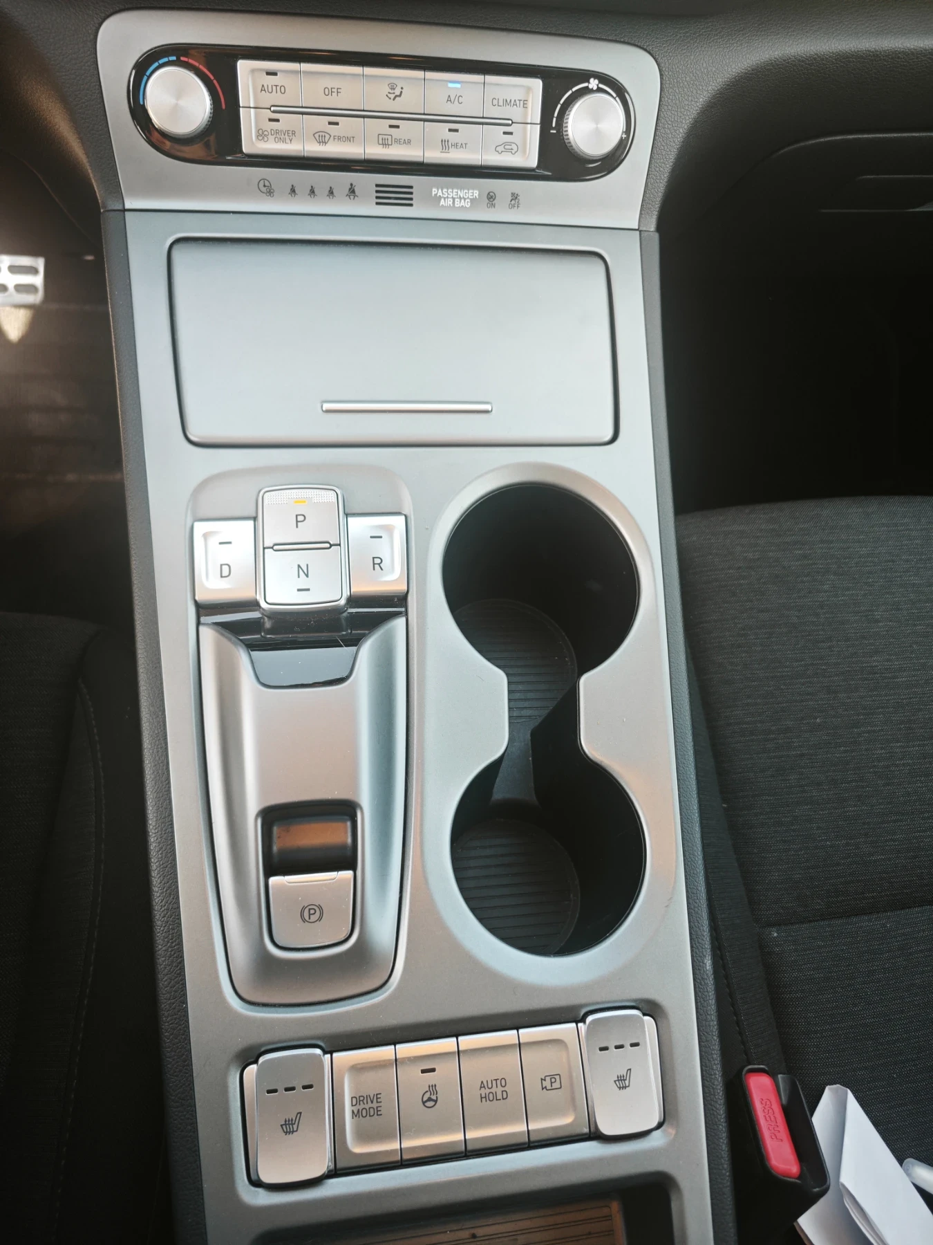 Hyundai Kona EV, снимка 7 - Автомобили и джипове - 53754803