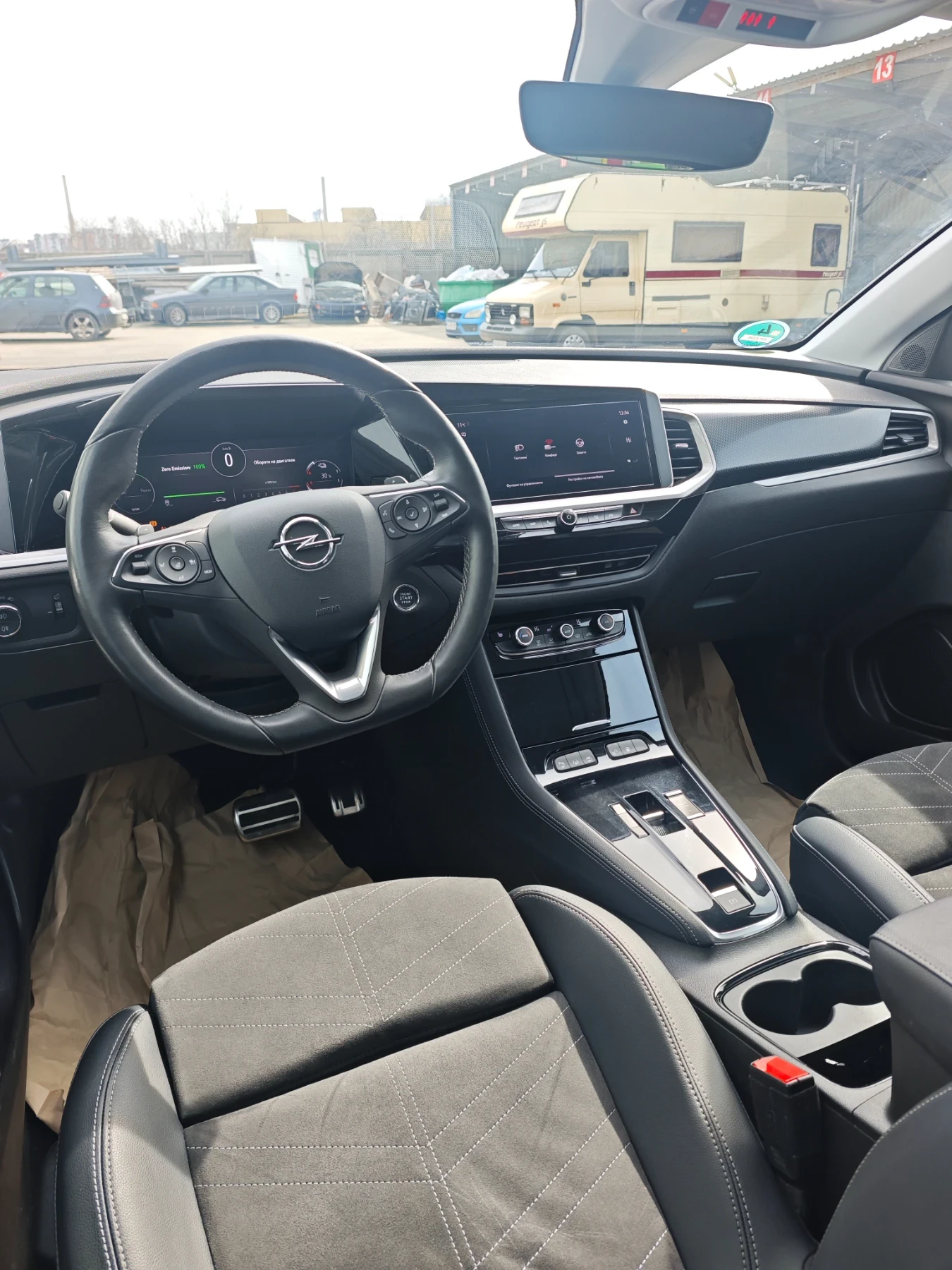 Opel Grandland 1.6 Plug in hybrid, снимка 7 - Автомобили и джипове - 53815727