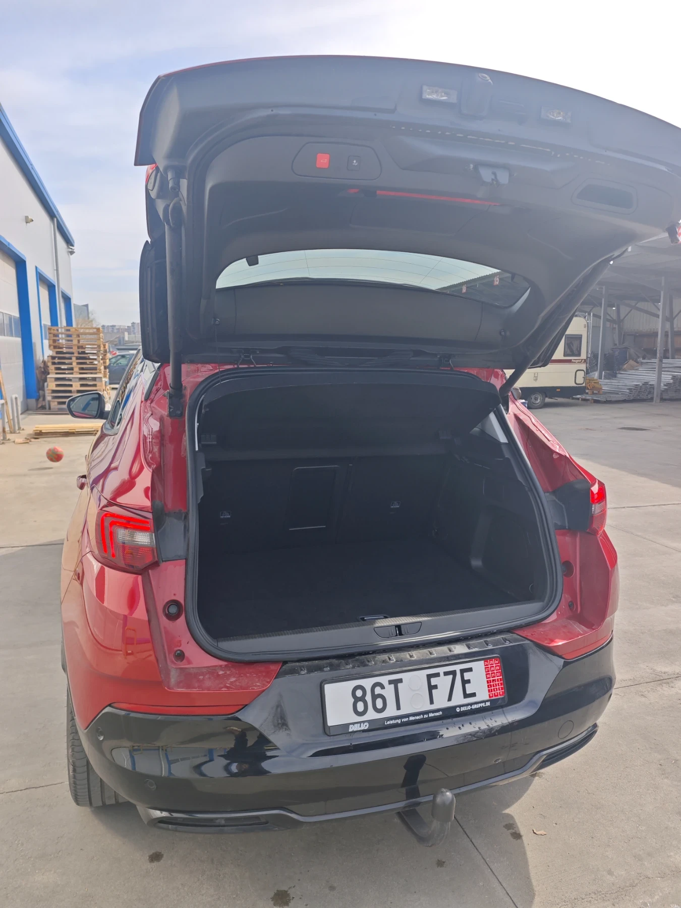 Opel Grandland 1.6 Plug in hybrid, снимка 4 - Автомобили и джипове - 53815727