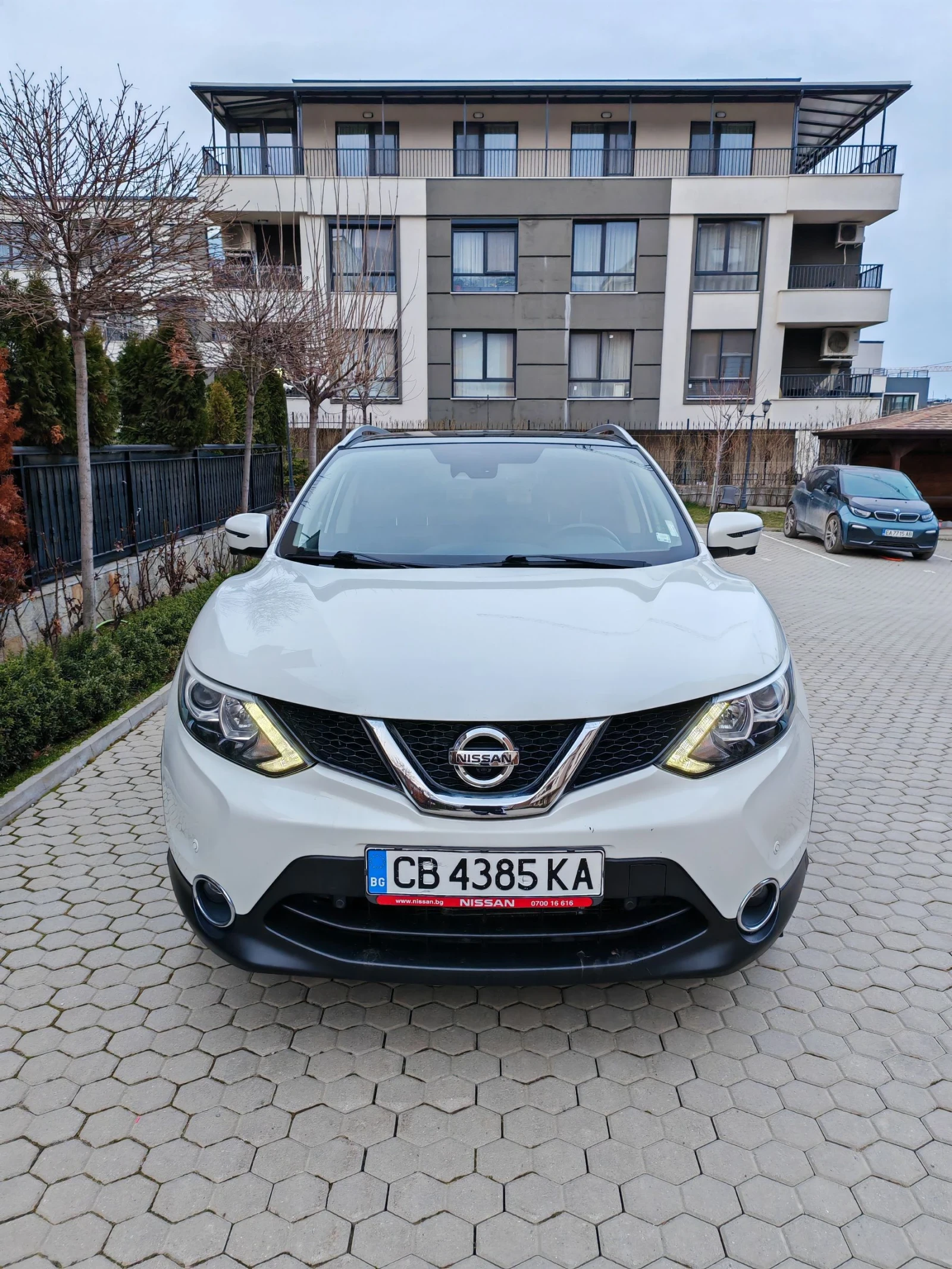 Nissan Qashqai АВТОМАТИК 84К КМ. ОТ NISSAN BG. ПАНОРАМА. ОБСЛУЖЕН, снимка 2 - Автомобили и джипове - 53882409