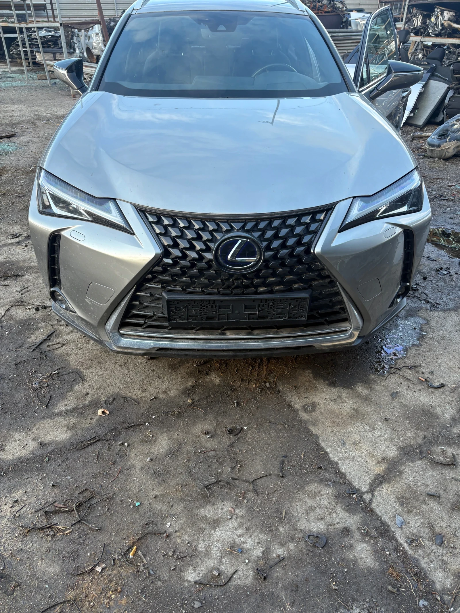 Lexus UX 250h UX250 САМО НА ЧАСТИ