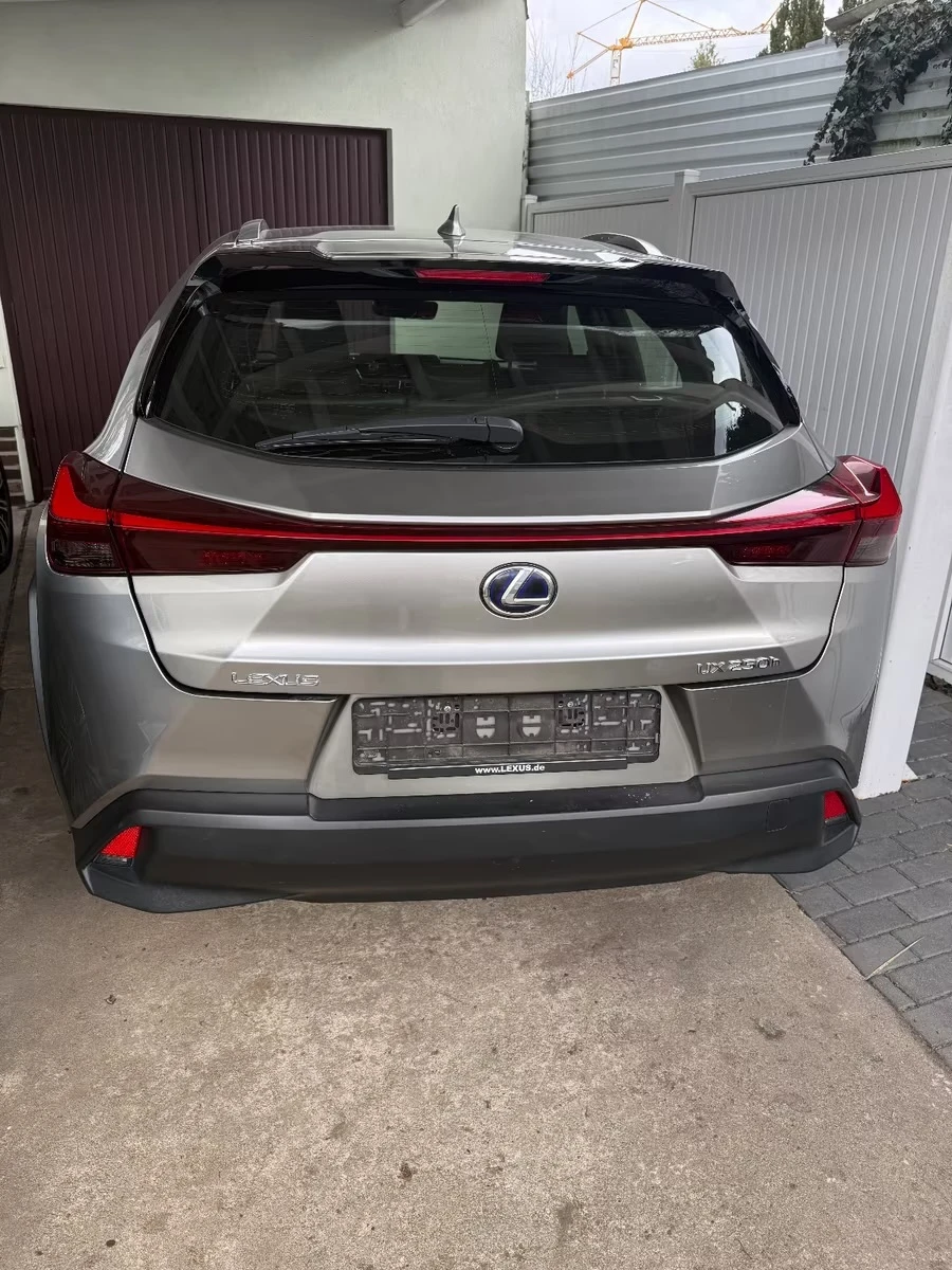 Lexus UX 250h UX250 САМО НА ЧАСТИ, снимка 7 - Автомобили и джипове - 54009176