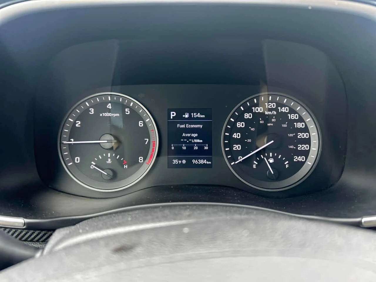 Hyundai Tucson * Preferred * ПОДГРЕВ* KEYLESS* , снимка 8 - Автомобили и джипове - 54211179