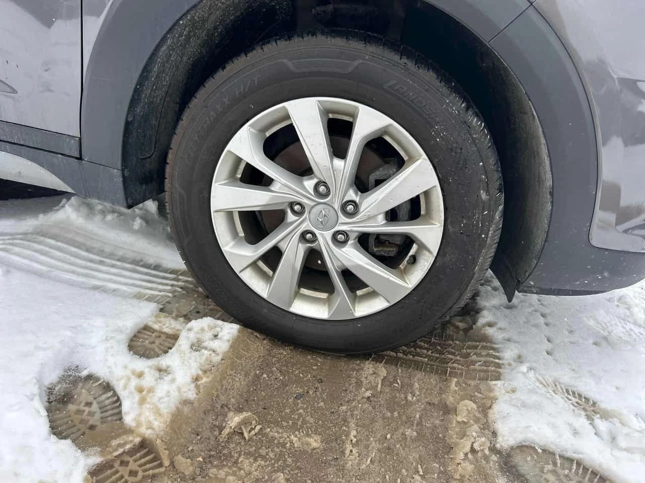 Hyundai Tucson * Preferred * ПОДГРЕВ* KEYLESS* , снимка 7 - Автомобили и джипове - 54211179