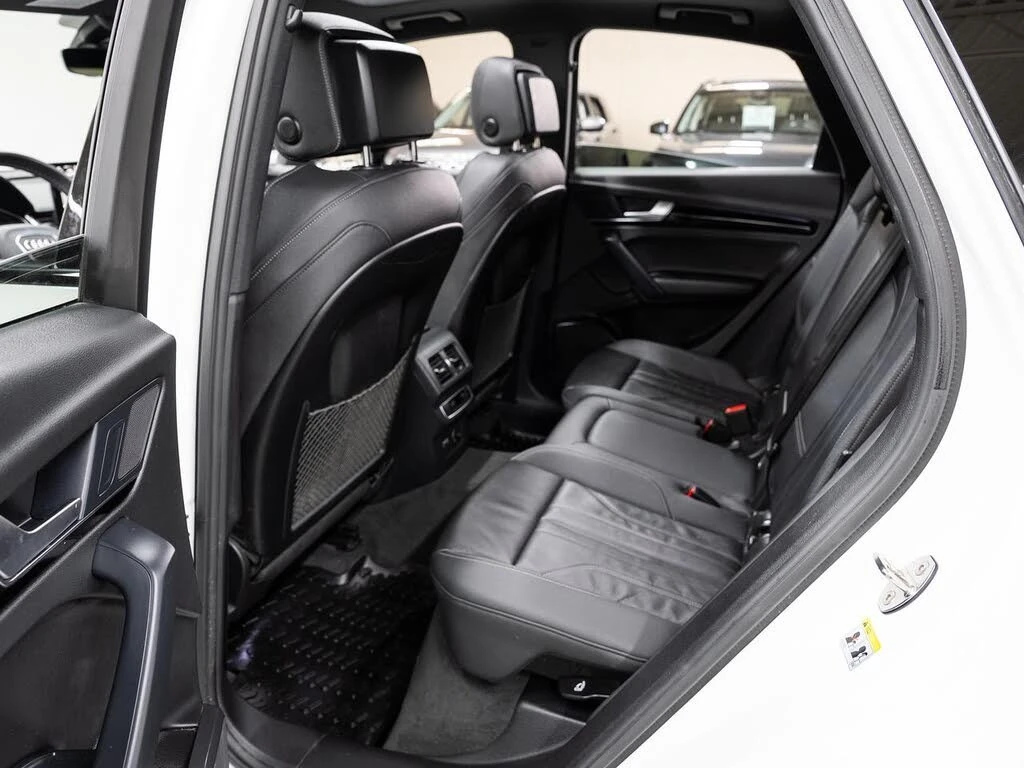 Audi Q5 Sportback* Premium SLine* АвтоКредит* (ЦЕНА ДО БГ), снимка 9 - Автомобили и джипове - 54217065