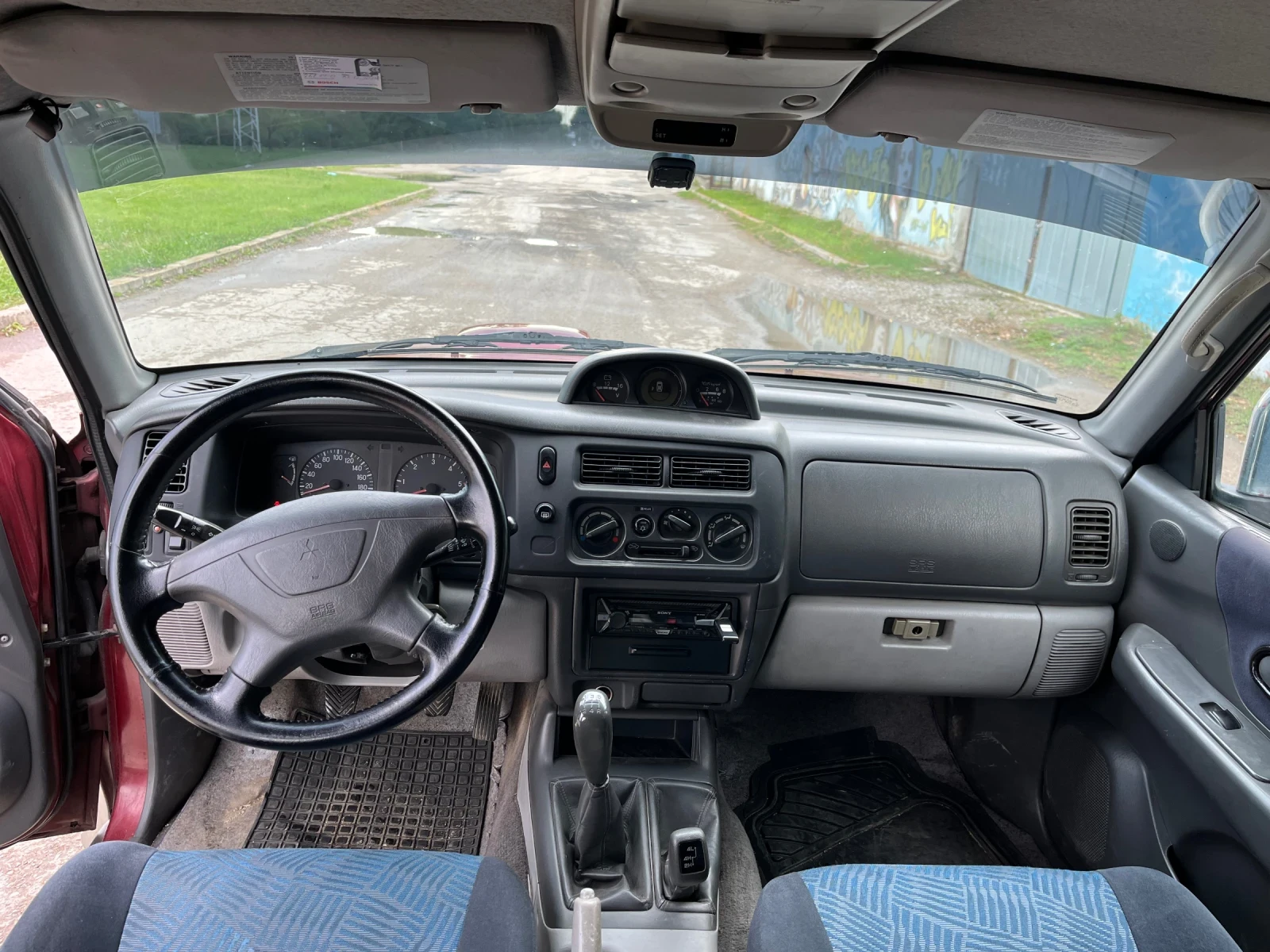 Mitsubishi Pajero sport ВНОС ИТАЛИЯ , снимка 9 - Автомобили и джипове - 55570578