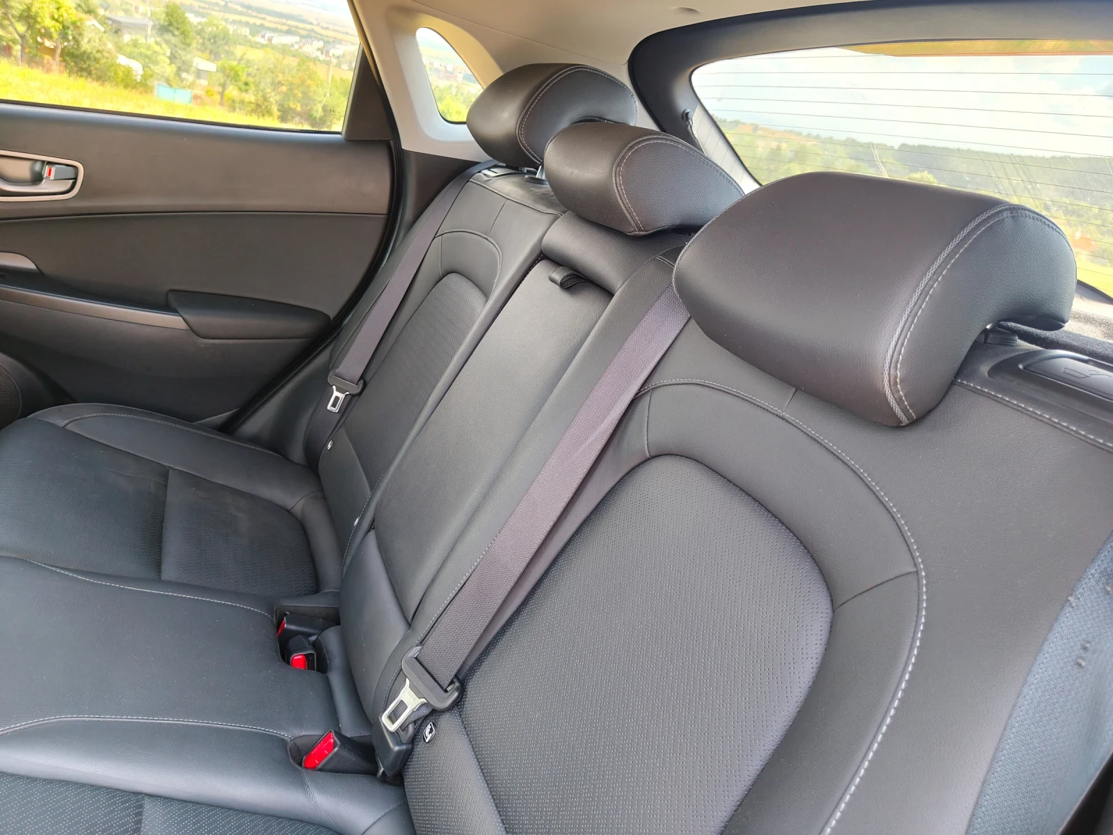 Hyundai Kona 64kw, снимка 12 - Автомобили и джипове - 55609600