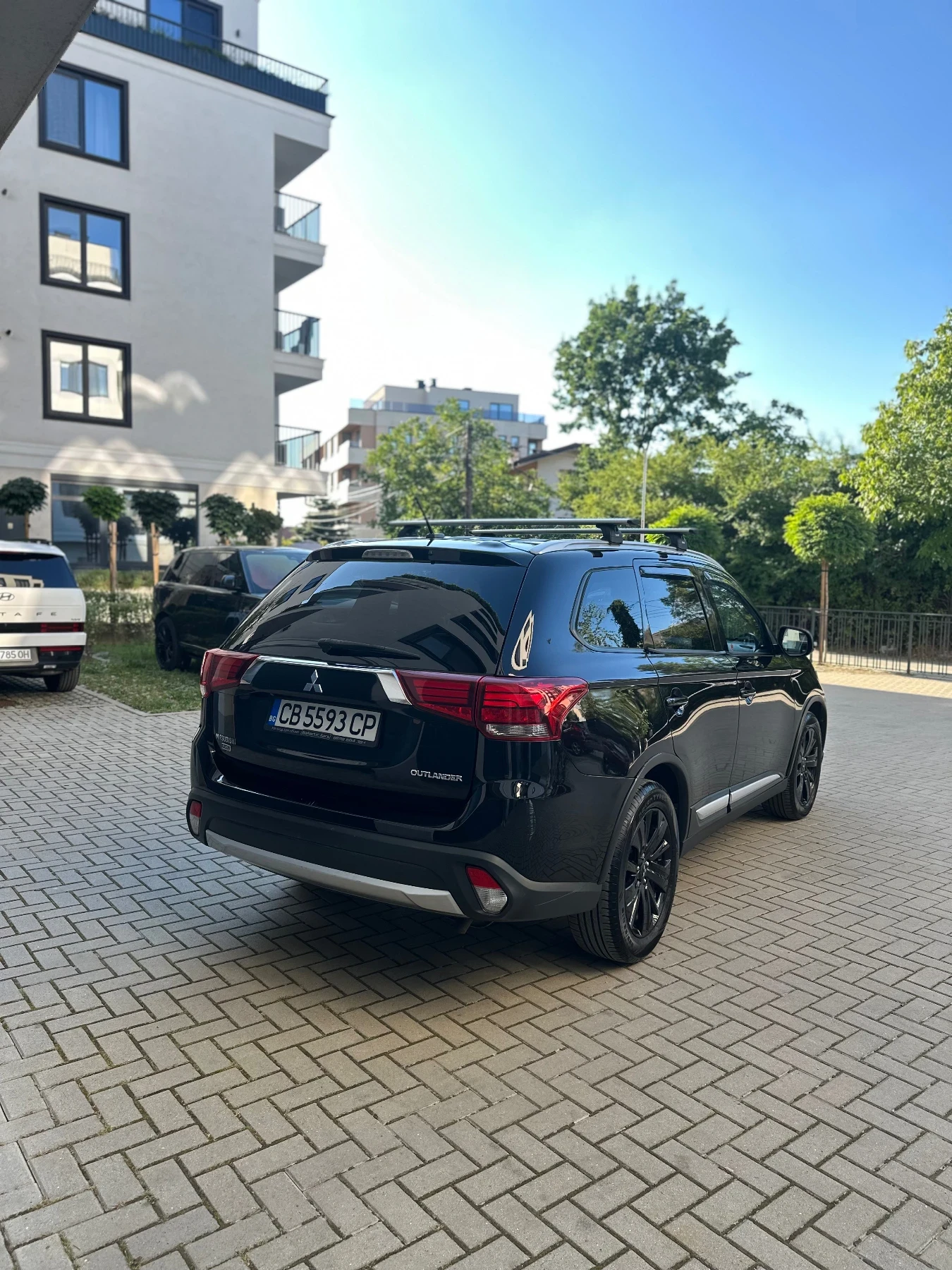 Mitsubishi Outlander 2, 4, снимка 6 - Автомобили и джипове - 55769915