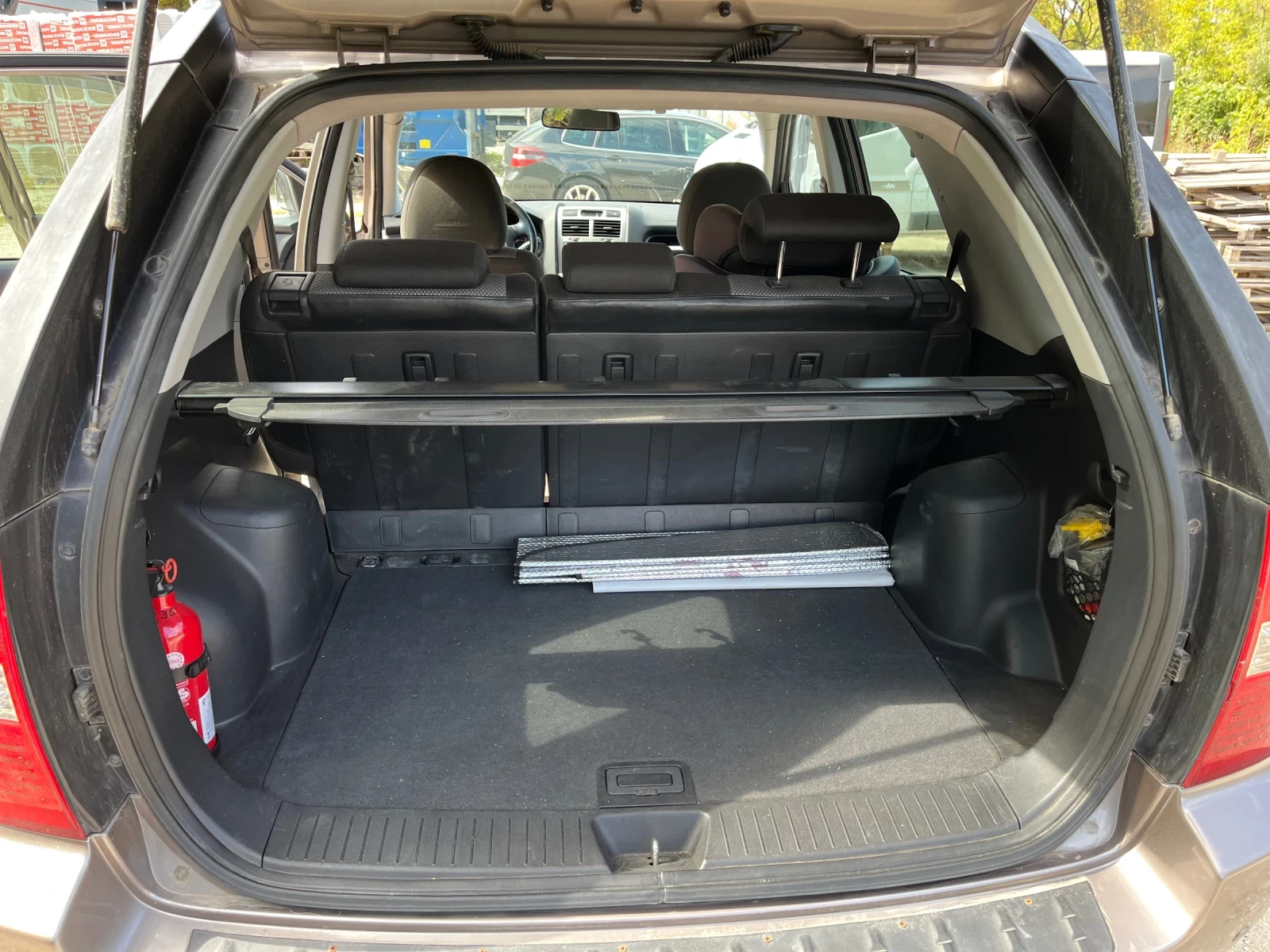 Kia Sportage, снимка 3 - Автомобили и джипове - 56310023