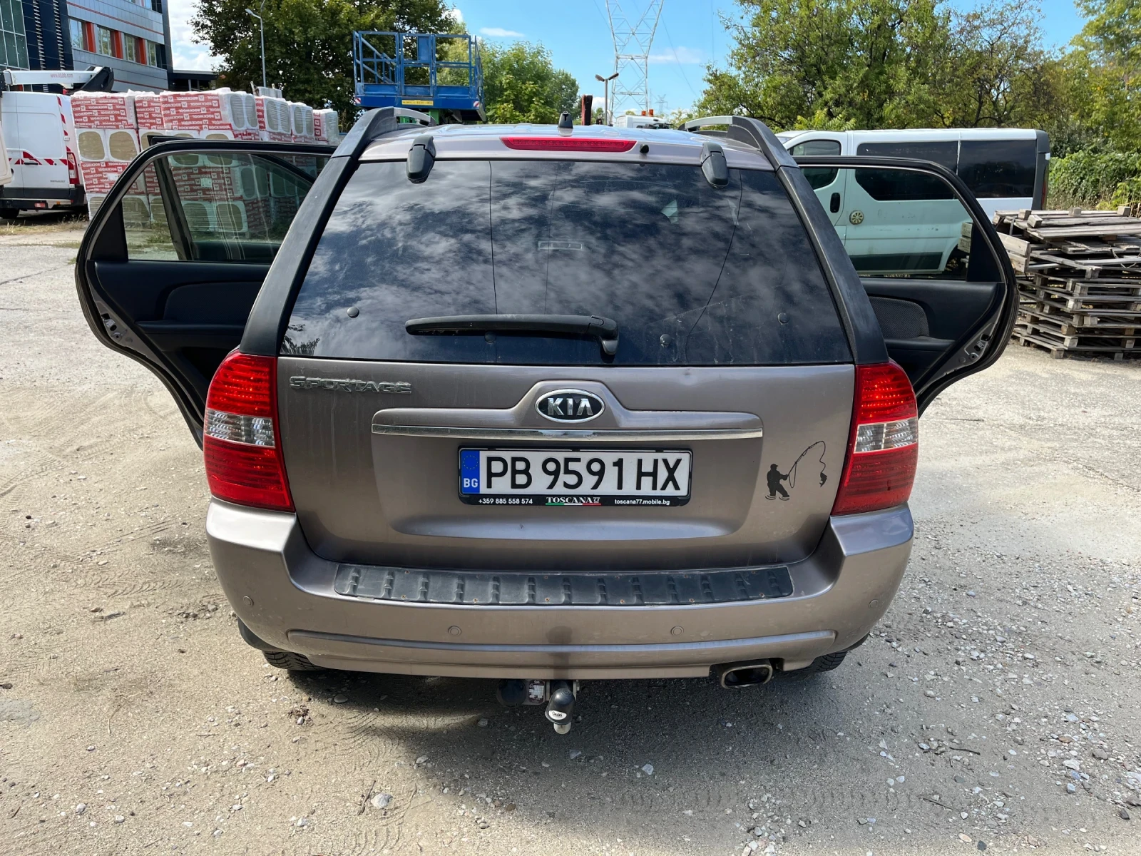 Kia Sportage, снимка 2 - Автомобили и джипове - 56310023