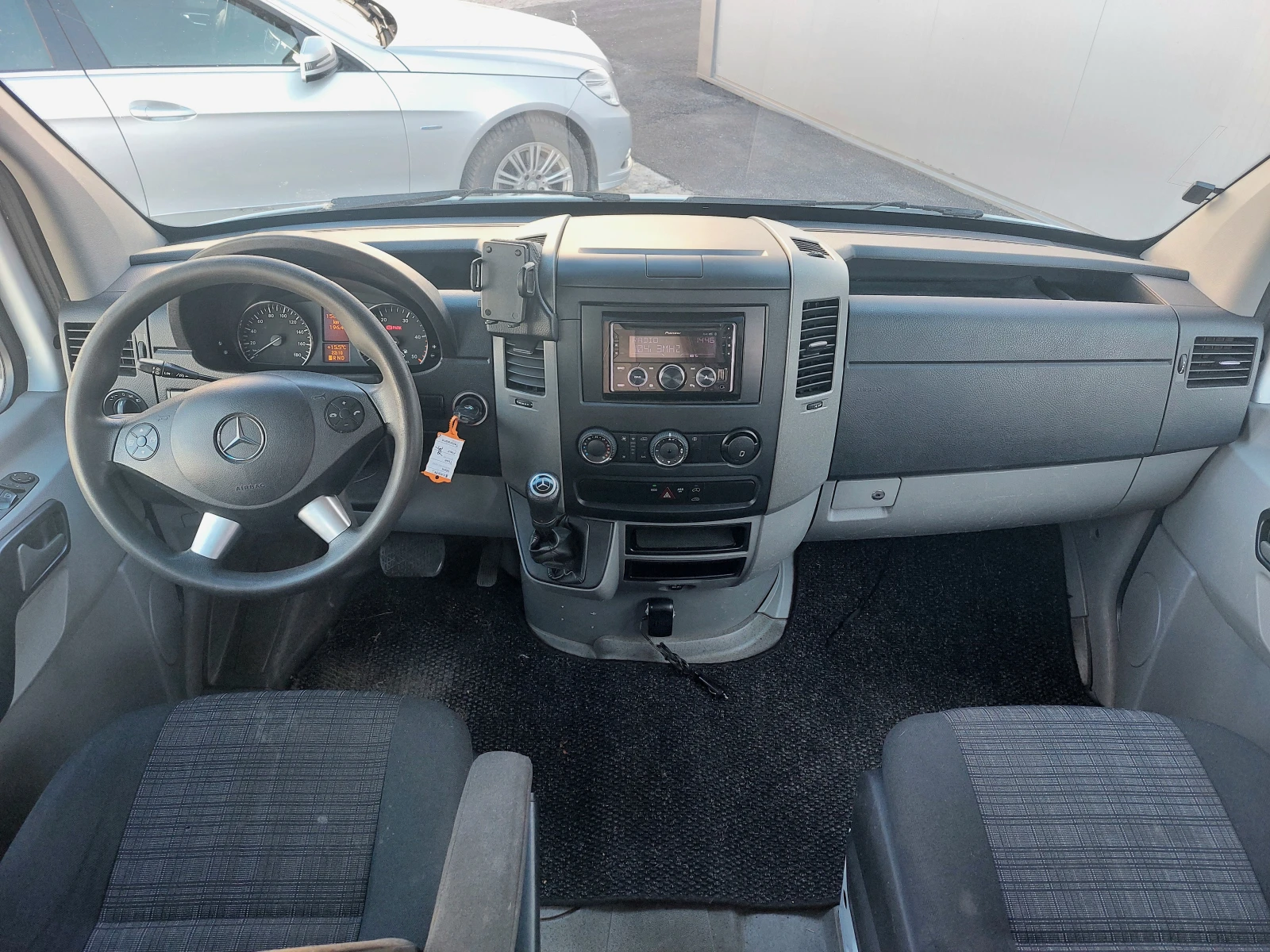 Mercedes-Benz Sprinter 313 - изображение 8