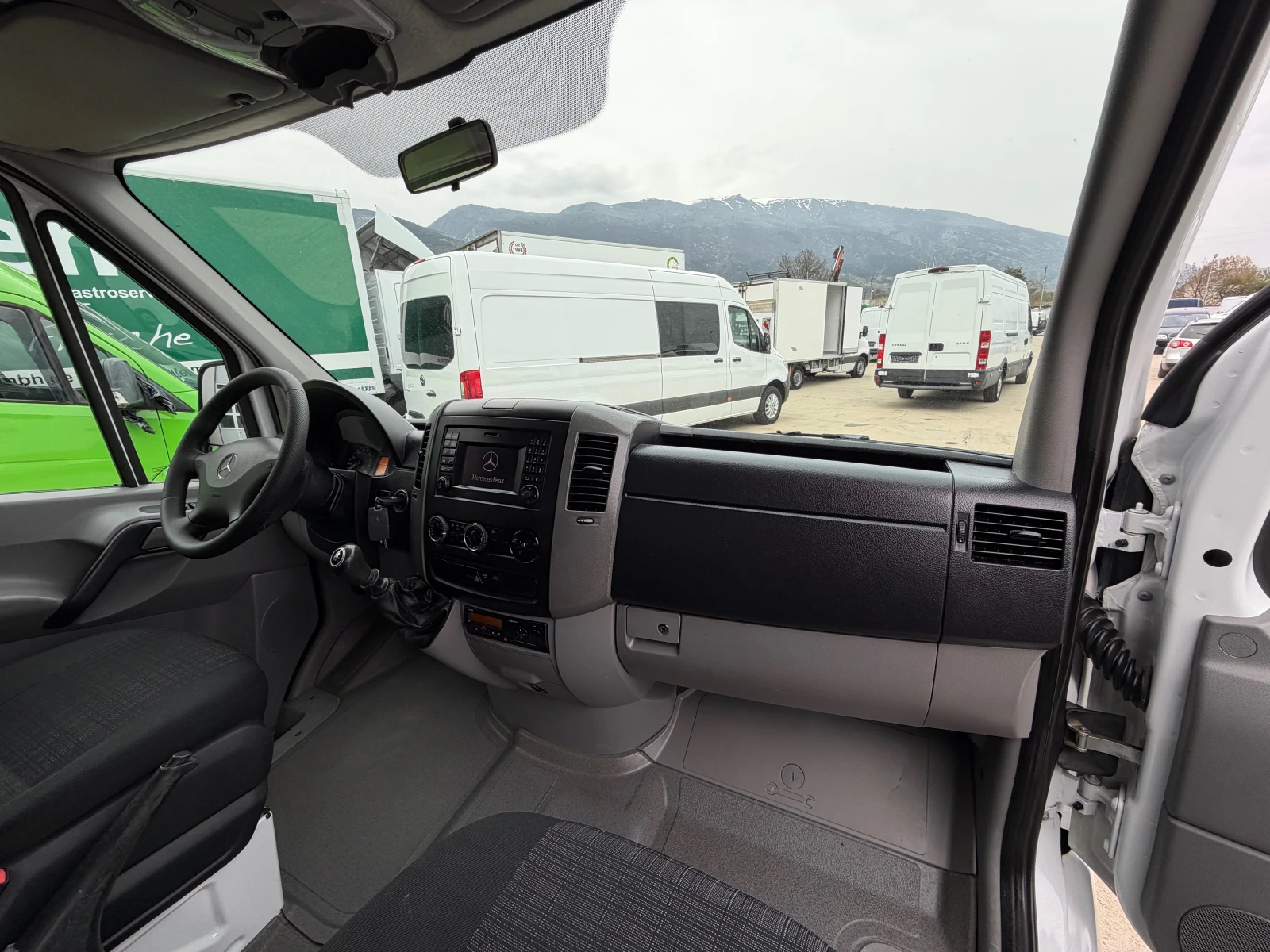 Mercedes-Benz Sprinter 316 6-МЕСТЕН!КЛИМА!ТОП!, снимка 10 - Бусове и автобуси - 54211653