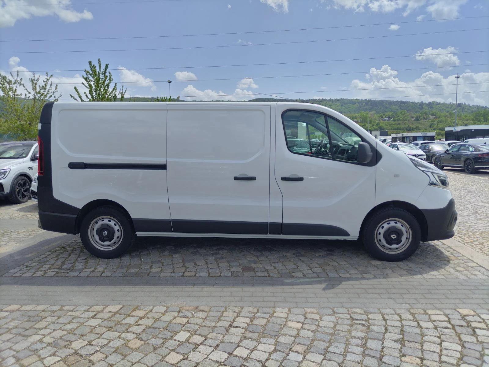 Renault Trafic 2.0dCi/120к.с./L2H1, снимка 7 - Бусове и автобуси - 54508512