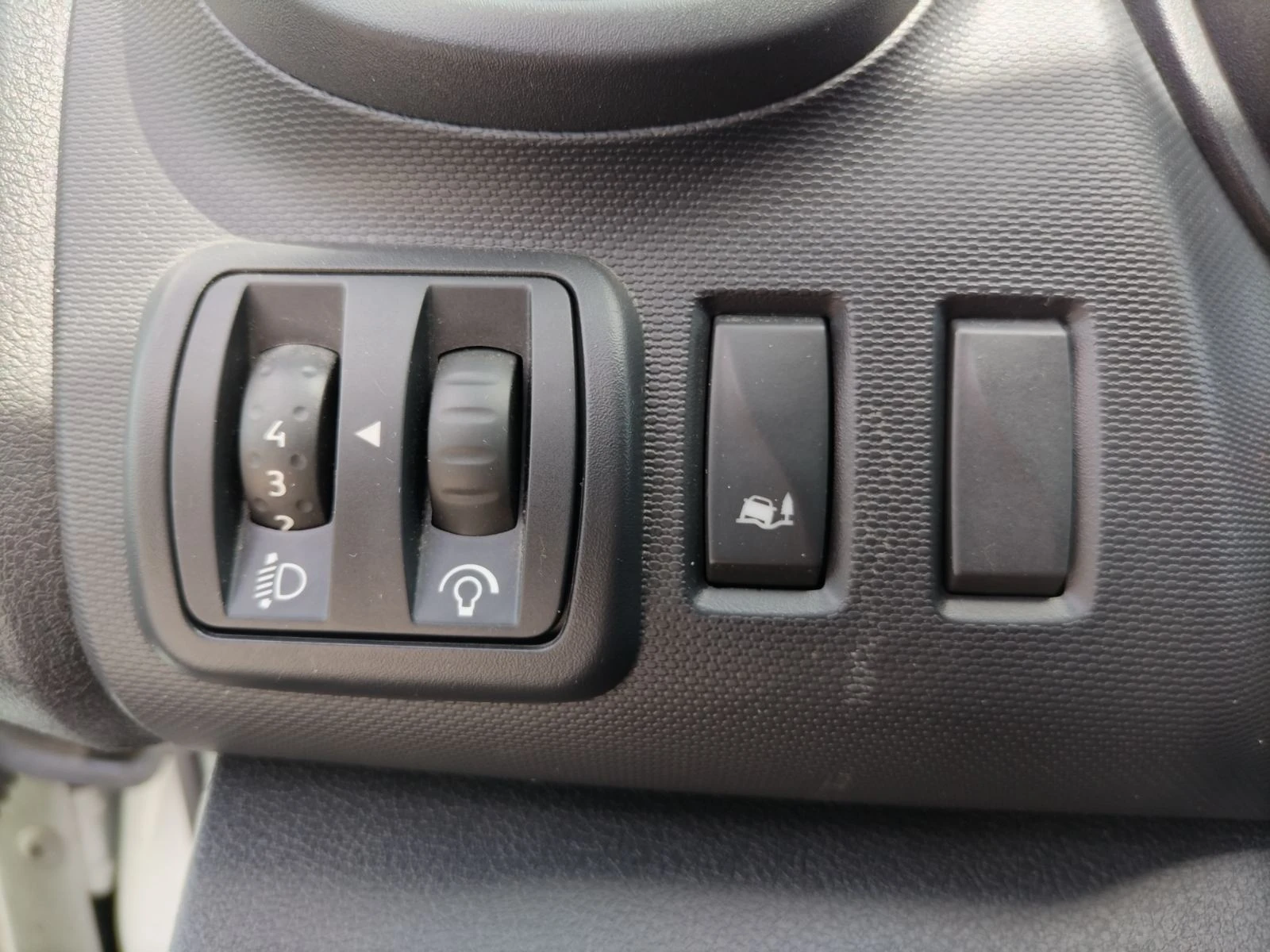 Renault Trafic 2.0dCi/120к.с./L2H1, снимка 16 - Бусове и автобуси - 54508512