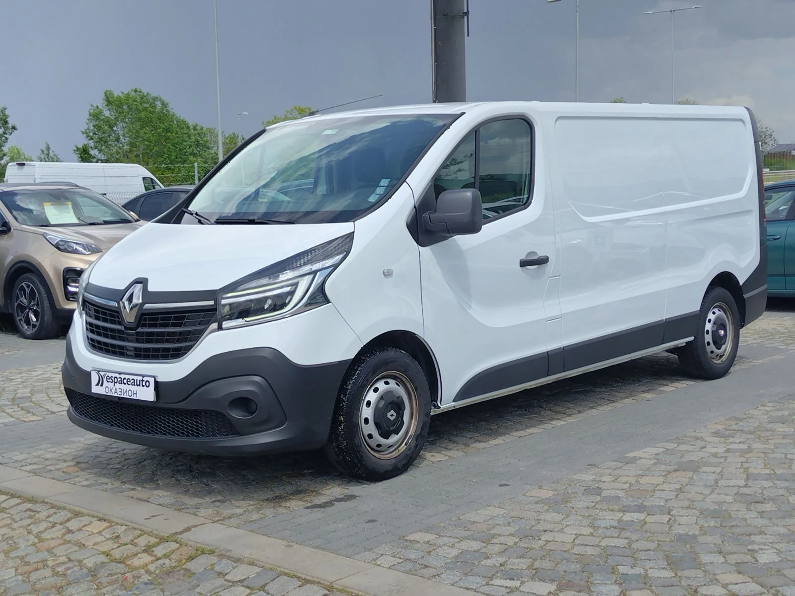 Renault Trafic 2.0dCi/120к.с./L2H1