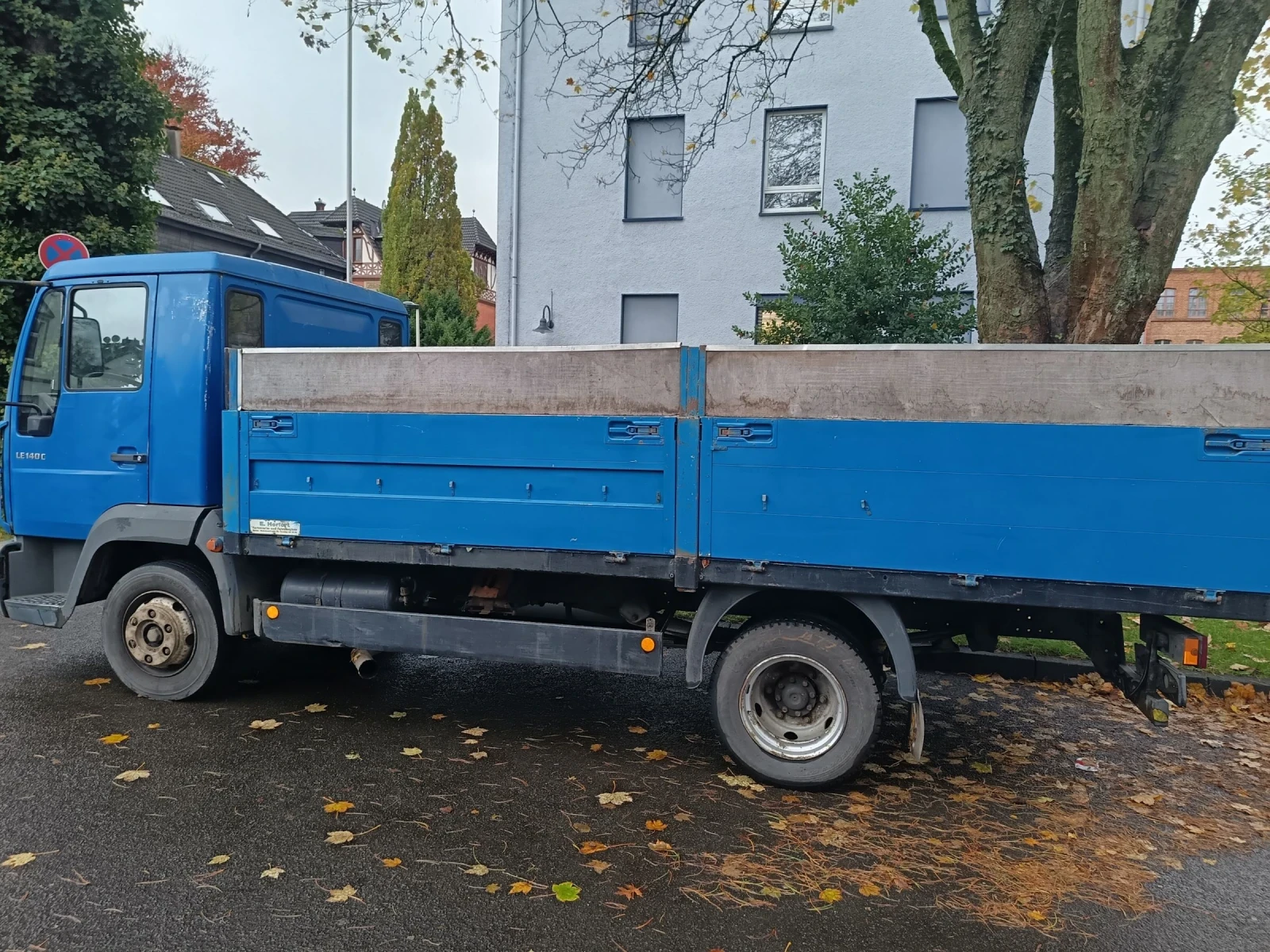 Man L 3.30   | Mobile.bg   2