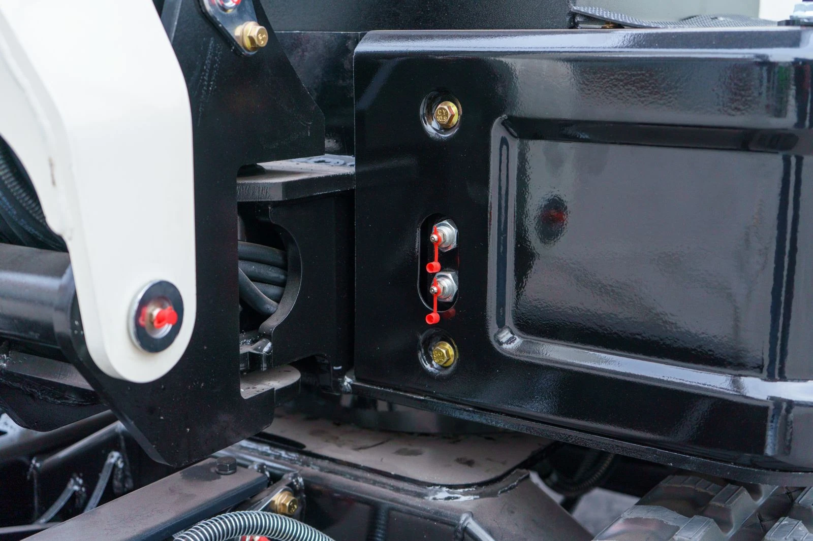 Багер ZETTRA Z15, снимка 10 - Индустриална техника - 53988628