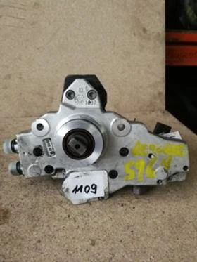 ГНП  пома налягане Common Rail  Bosch - Mercedes Vito , C , E - 2.2CDI , мотор 646 , снимка 1