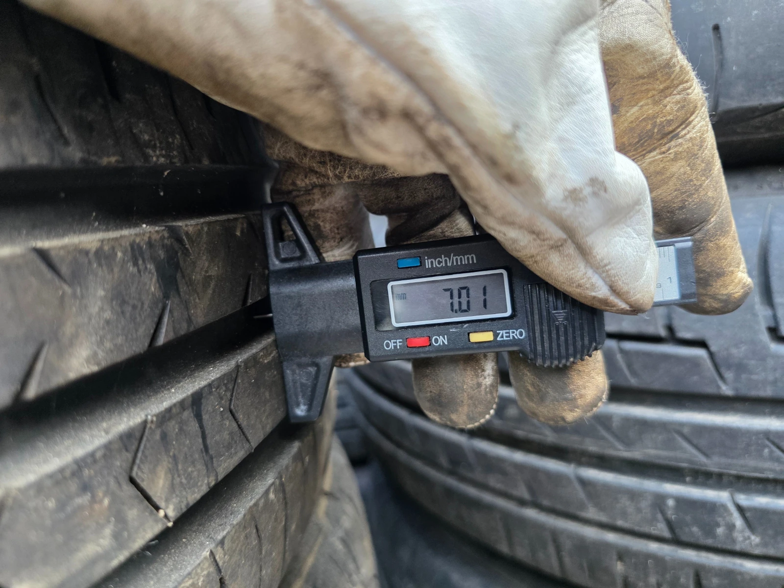 Гуми Летни 185/60R15, снимка 6 - Гуми и джанти - 55478396