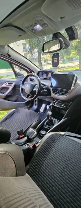 Peugeot 2008 хечбек, снимка 8