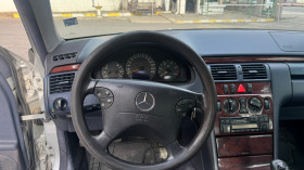 Mercedes-Benz E 270 Elegance, снимка 6 - Автомобили и джипове - 45201929