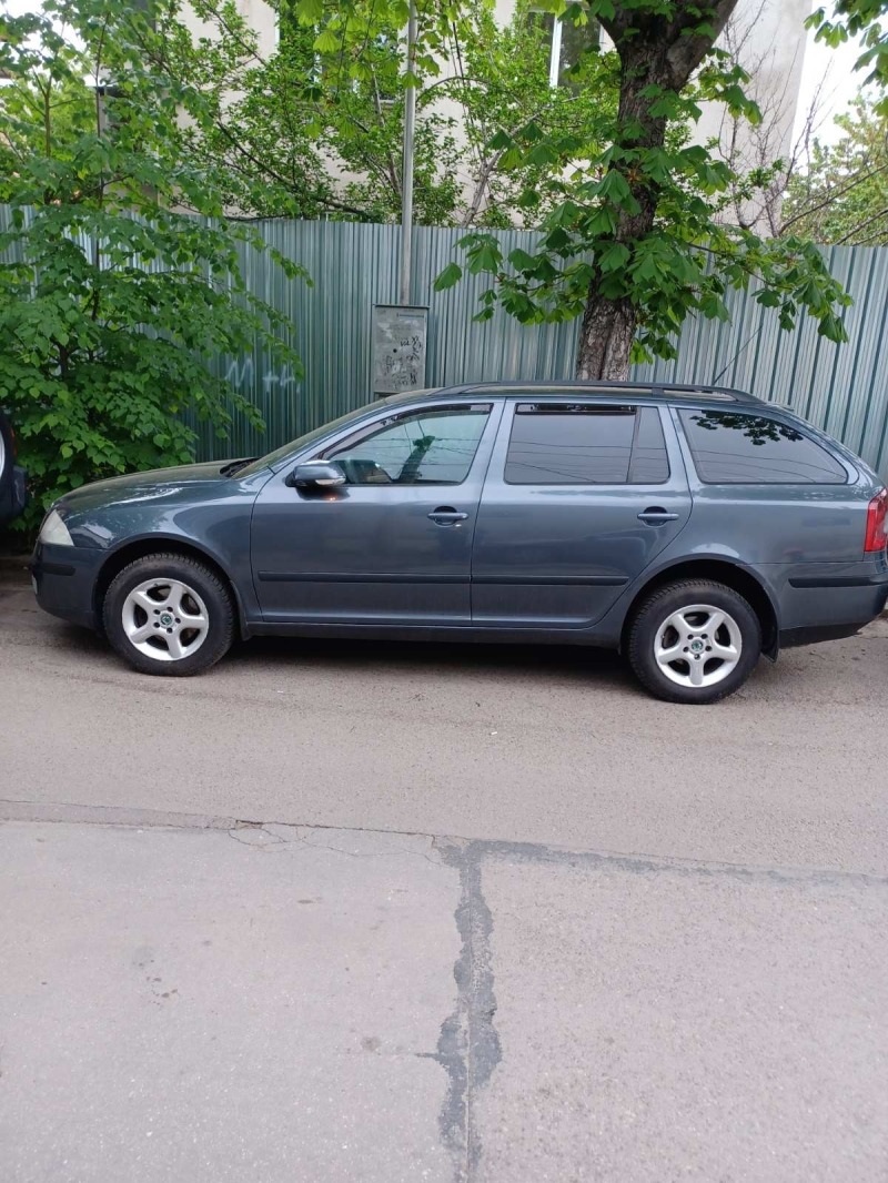 Skoda Octavia, снимка 3 - Автомобили и джипове - 45356257