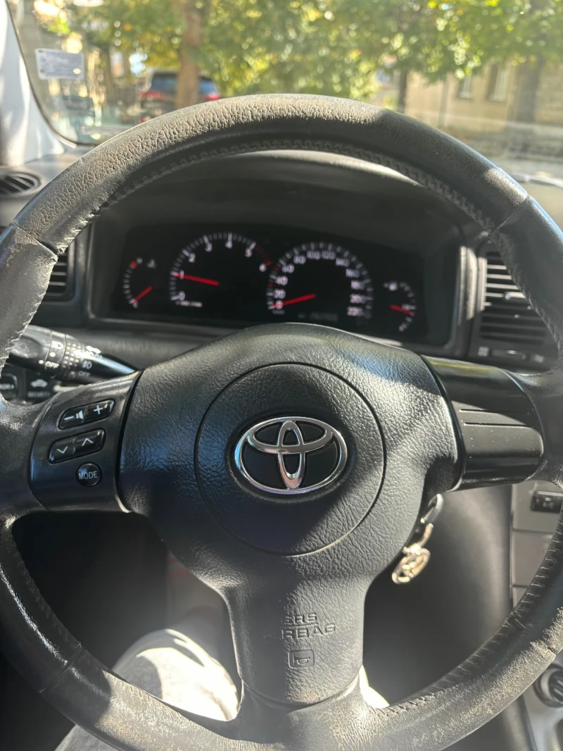 Toyota Corolla 2.0 D4D, снимка 5 - Автомобили и джипове - 47712209