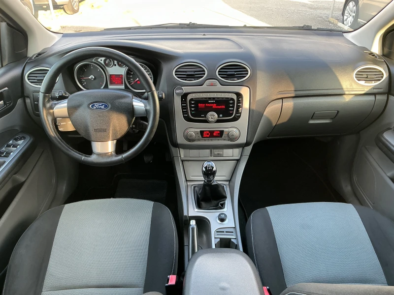 Ford Focus 1.6 TDCI, снимка 12 - Автомобили и джипове - 48482836