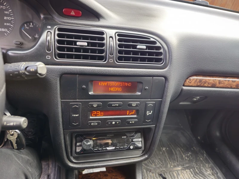 Peugeot 406 HDI, снимка 16 - Автомобили и джипове - 48835172