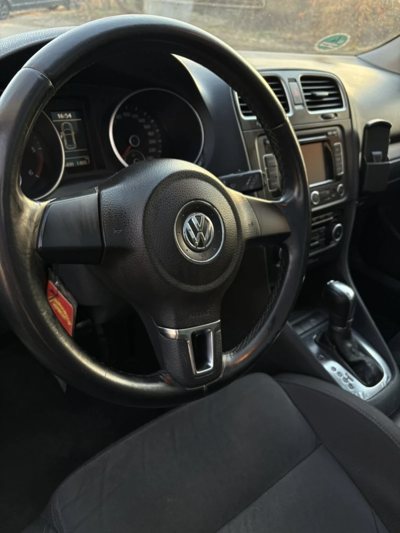 VW Golf, снимка 6 - Автомобили и джипове - 49089126