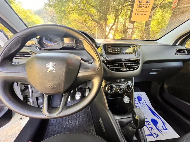 Peugeot 208, снимка 2 - Автомобили и джипове - 52137110