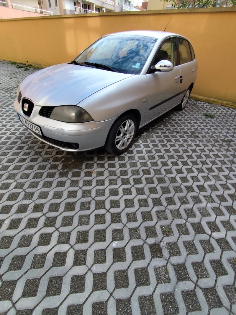 Seat Ibiza, снимка 4 - Автомобили и джипове - 53039533