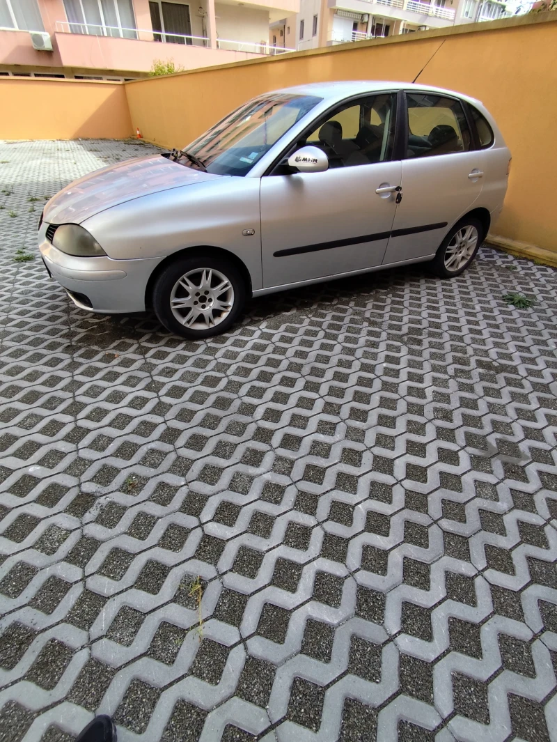 Seat Ibiza, снимка 3 - Автомобили и джипове - 53039533