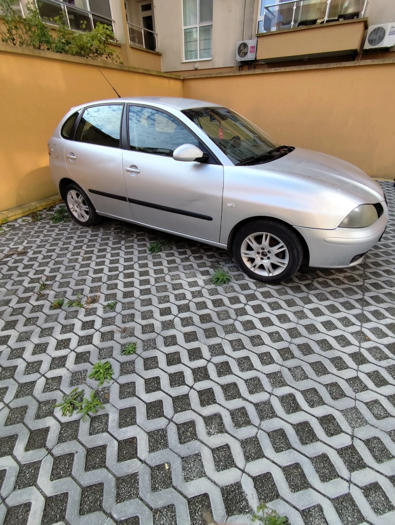 Seat Ibiza, снимка 2 - Автомобили и джипове - 53039533