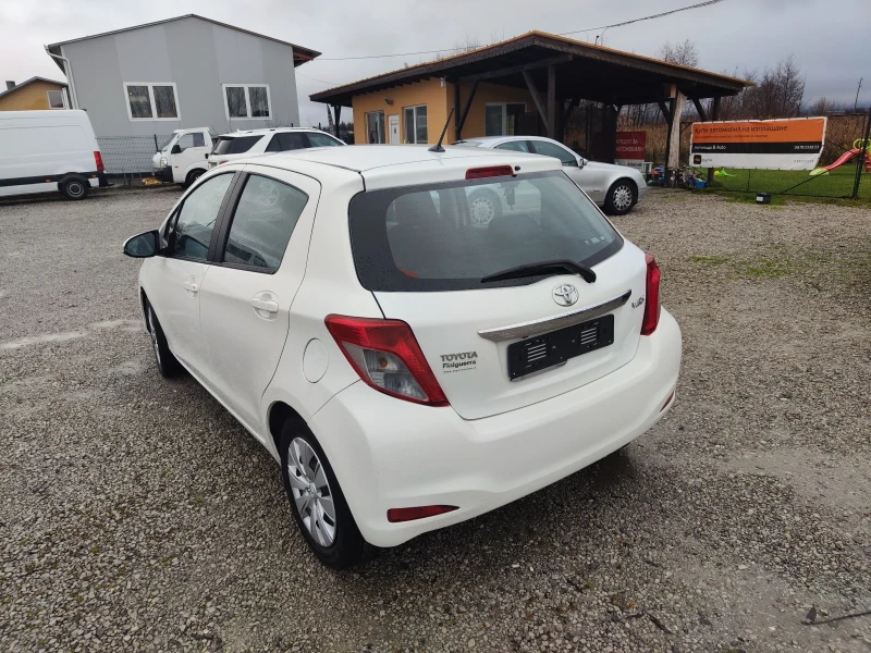 Toyota Yaris 1.0 EVRO 5B, снимка 6 - Автомобили и джипове - 52518004