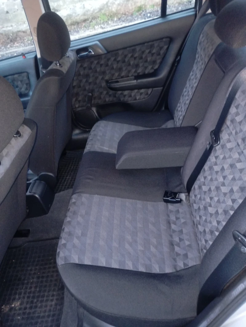 Opel Astra 1.6i 75p.s 89000km, снимка 9 - Автомобили и джипове - 52685215